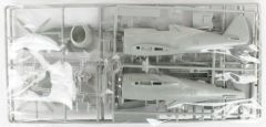 Academy 12492 1/72 P-47D Thunderbolt (Razor Back) Savaş Uçağı Demonte Plastik Maketi
