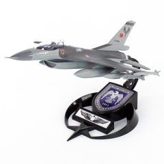 AkbaModel 1/48 F-16 Hançer Filo Muharip Savaş Uçağı, Sergilemeye Hazır Standlı Model