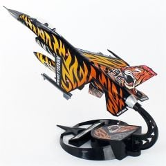 AkbaModel 1/48 F-16 Tiger Meet Savaş Uçağı, Sergilemeye Hazır Standlı Model
