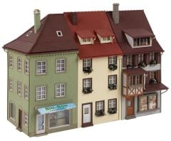 Faller 130708 1/87 Üçlü Kasaba Evi Plastik Model Kiti