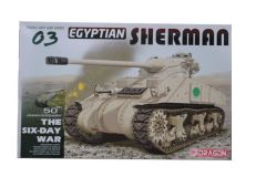 Dragon 3570 1/35 Ölçek Mısır Sherman Tank  Plastik Model Kiti