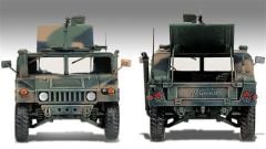 Academy 13241 1/35 M-1025 Amerikan Zırhlı Personel Taşıyıcı Demonte Plastik Maketi