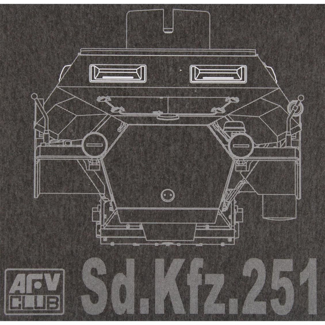 AFV Club AC35005 1/35  Sd. Kfz.251 Şeffaf Periskop Demonte Plastik Maketi
