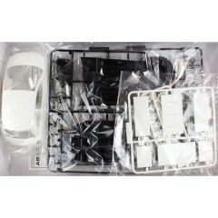 RS-82 1/24 ABARTH 500 ESSEESSE