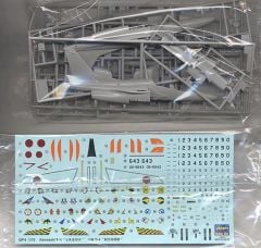 Hasegawa D12 00442 1/72 Ölçek Kawasaki T-4 J.A.S.D.F.Savaş Uçağı Plastik Model Kiti