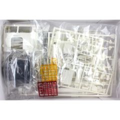 AMT 1004 1/25 White Freightliner Single Drive Tır Çekici Demonte Plastik Maketi