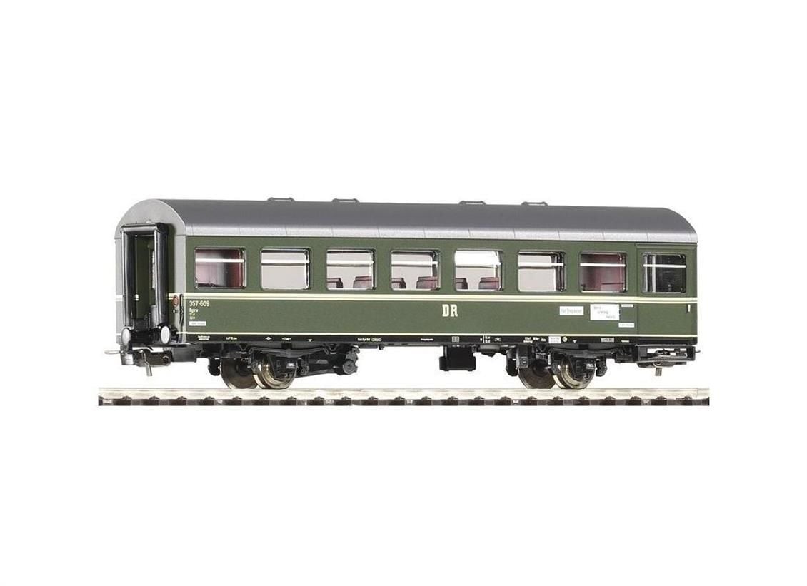 53084 1/87 REKO 2-AXLE COACH 2ND CL. DR III