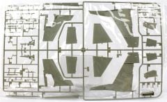 Kitty Hawk 32018 1/32 F-5E (Tiger II) Savaş Uçağı ve 2 Resin Figür Demonte Plastik Maketi