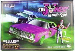 MPC 890 1/25 Batman The Joker Getaway Car Dodge Monaco w/Joker Figure, Demonte Plastik Araba Maketi