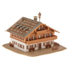 Faller 232232 1/160 Çiftlik Evi Demonte Plastik Maketi