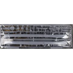 05266 1/700 BRITISH HEAVY CRUISER